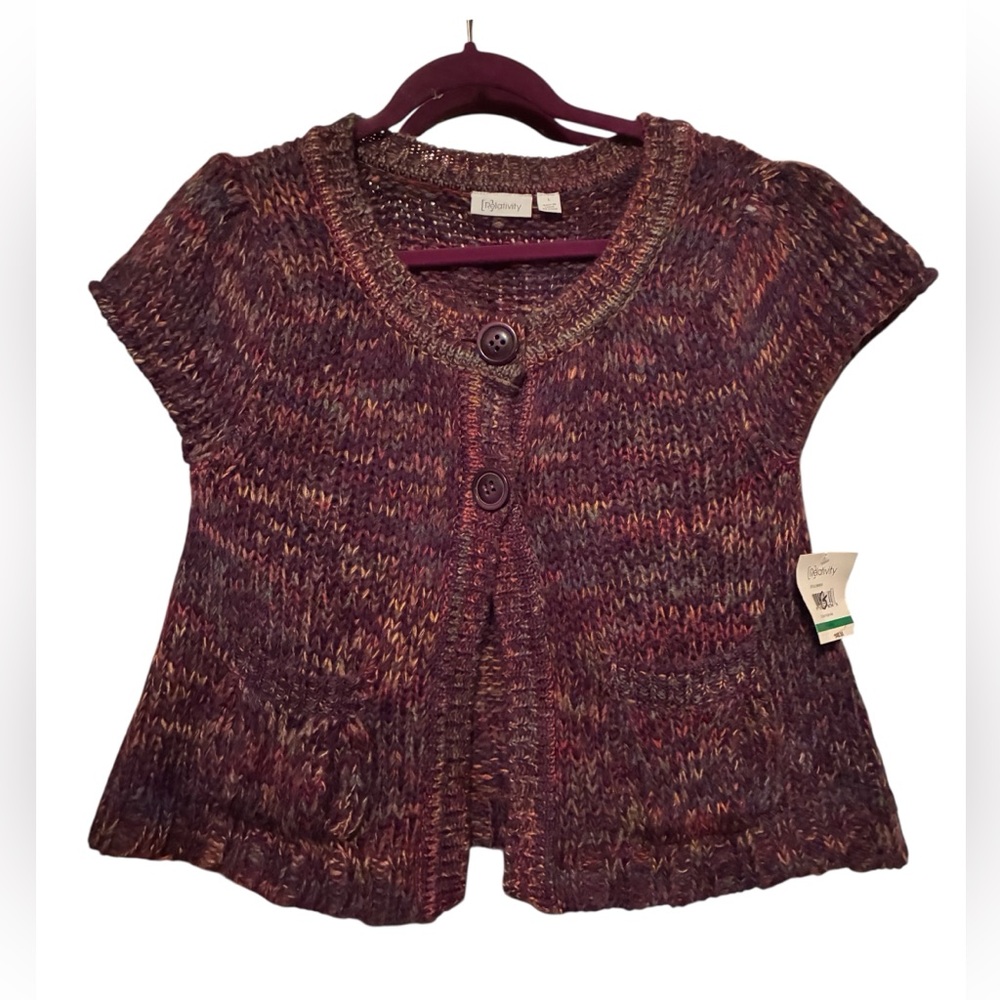 NWT RELATIVITY PLUM SWEATER SIZE LARGE